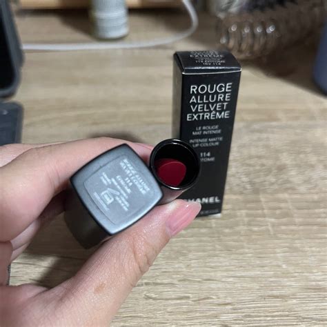 chanel 114 épitome lipstick|Chanel rouge extreme matte reviews.